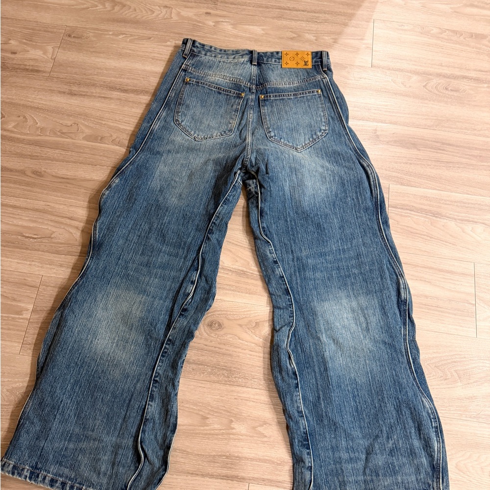 Louis Vuitton SS23 Wavy Jeans - Like New - Picture 7 of 9